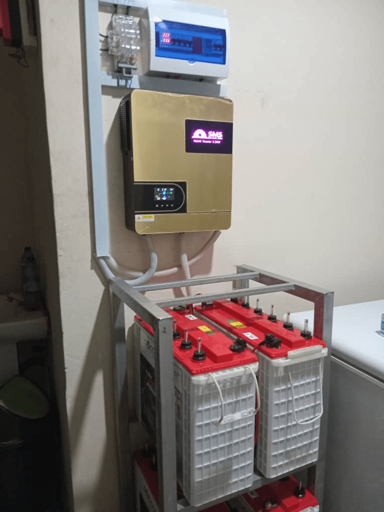 6kva Hybrid Inverter with 4x 220Ah tubular battery installation Set-Up